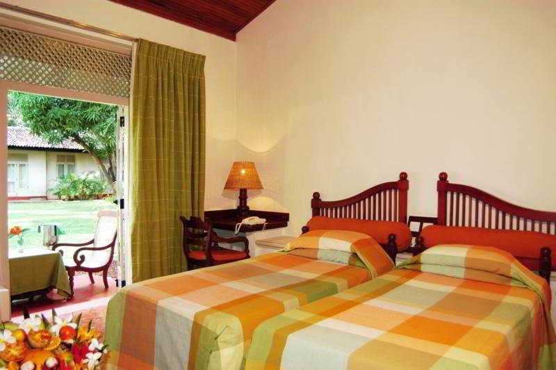 Hotel Sigiriya Habitación foto